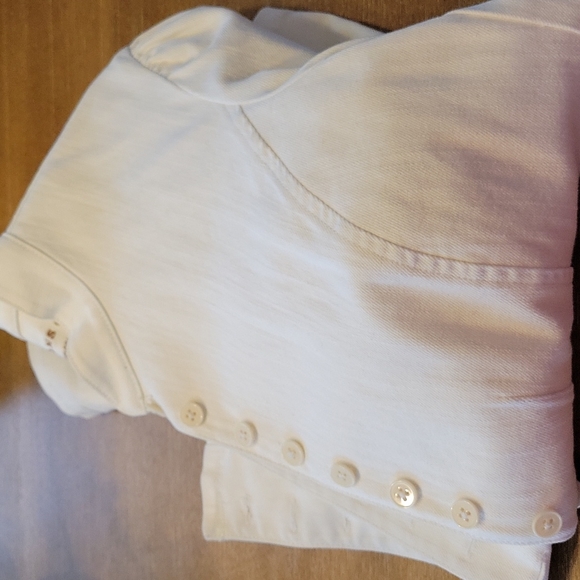 LAUREN JEANS CO. WHITE BUTTON DOWN DENIM JACKET. - Picture 11 of 11
